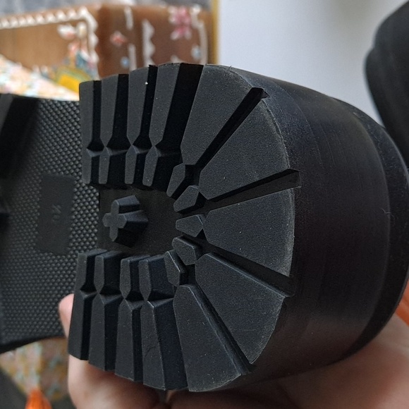 AEROSOLS 9.5 - Picture 11 of 12